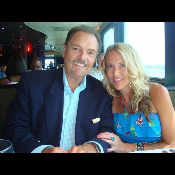 Meet your Posher, Heidi - Picture 5 of 6